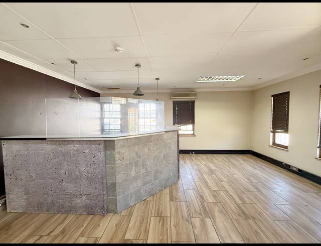 32,345M² WAREHOUSE TO LET IN WADEVILLE
